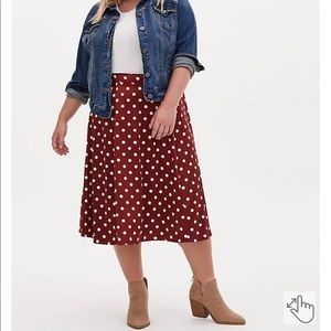 MIDI SATIN SLIP SKIRT
